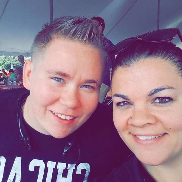 Meet your Posher, Aleah - Picture 1 of 1